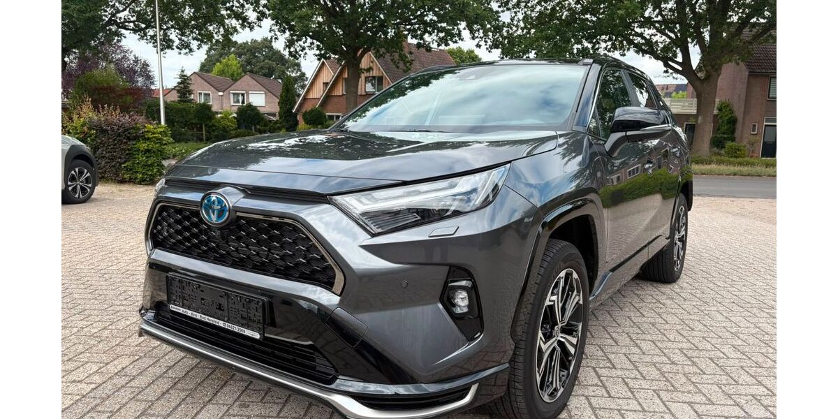 Toyota RAV 4 8.920 km 52.500 &euro; Bad Bentheim 48455