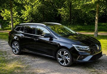 Renault Megane E-TECH 148.000 km 13.800 &euro; Gronau 48599