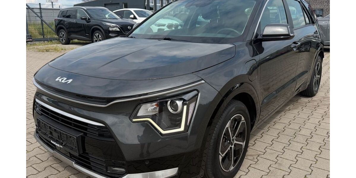 Kia Niro 119.097 km 20.468 &euro; Gronau 48599